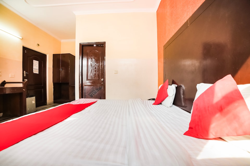 OYO 70983 Hotel Citi Heart, Karol Bagh Delhi, दिल्ली