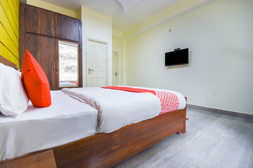 OYO 71000 Apple Country Village Resort , Dhanaulti, Dhanaulti