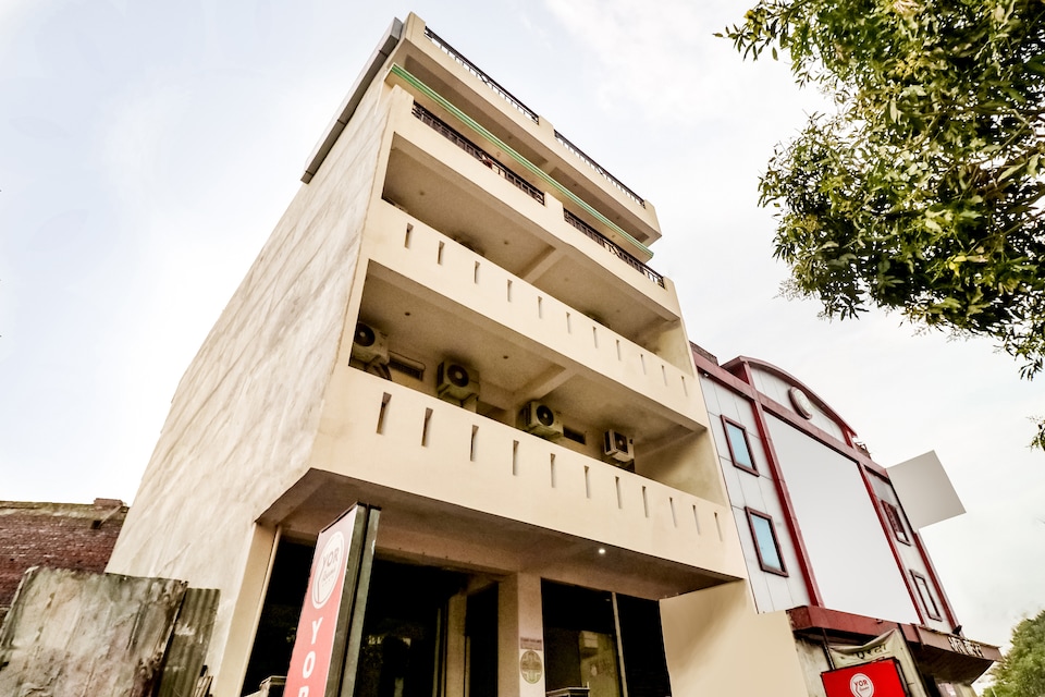 OYO 71029 Hotel Saraswati Inn, Lanka, Varanasi