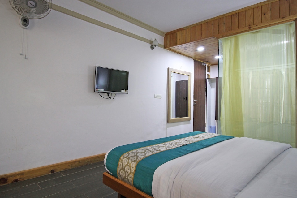 OYO 5909 Hotel Aroma, Highcourt Nainital, Nainital