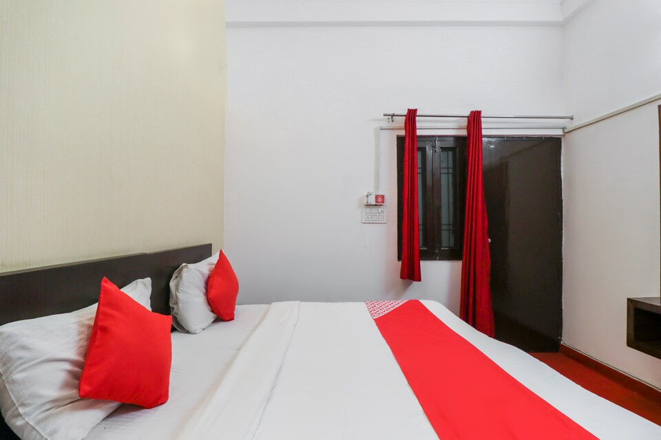 Flagship 71036 Hotel Monarch Paradise, Noida City, Noida