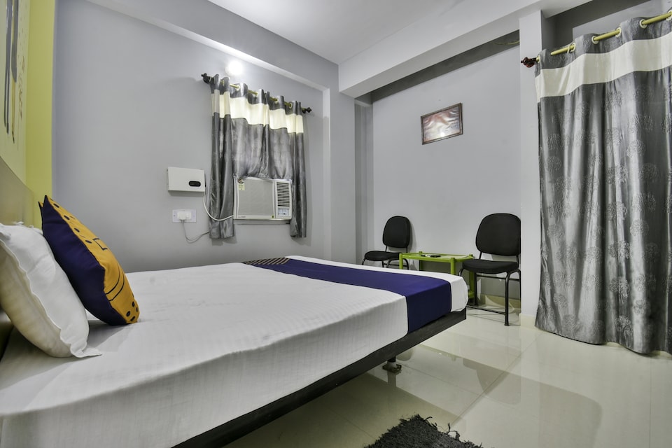 Live on PAT769, Bailey Road, Patna