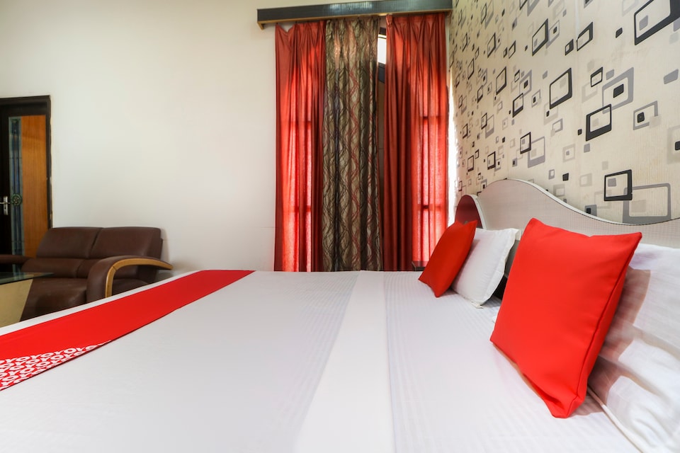 OYO 71049 Hotel Bajaj Regency, Abohar, Abohar