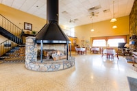 OYO Hotel Lebanon MO I-44
