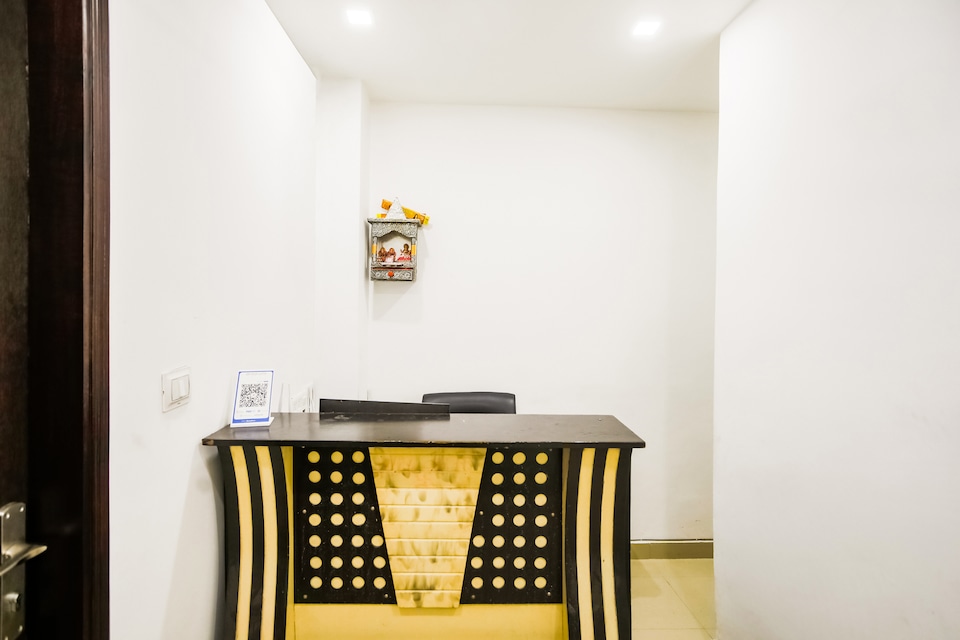Hotel O Loyd Home, Kalkaji Delhi, Delhi