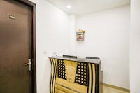 Hotel O Loyd Home