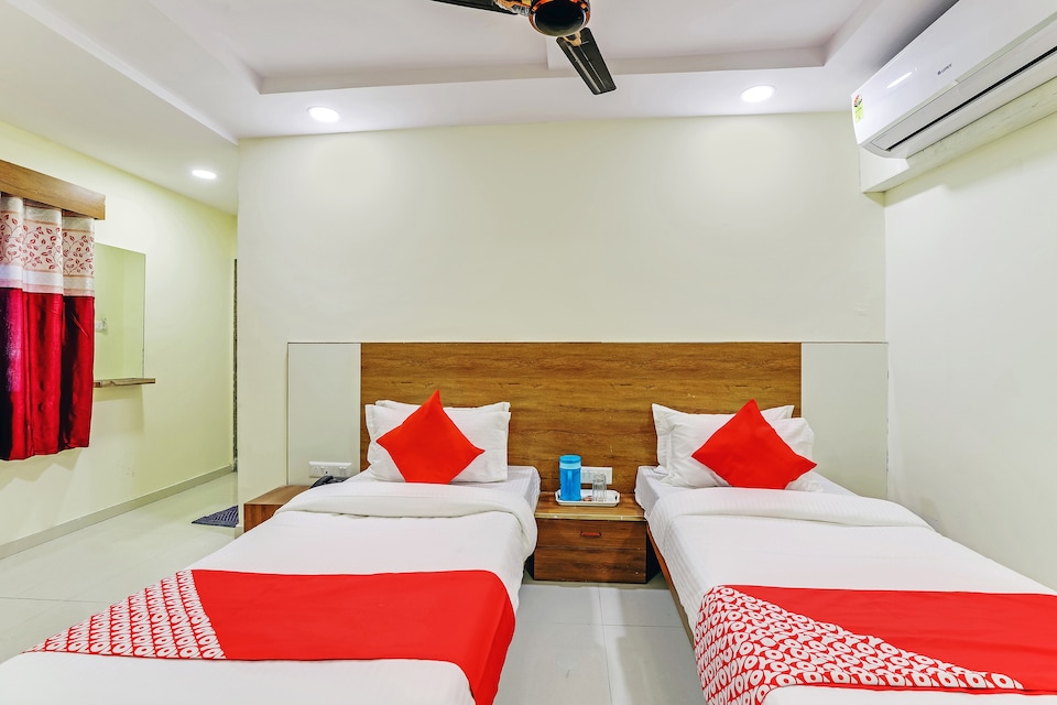 Hotel O Star, Ahmedabad Airport, Ahmedabad