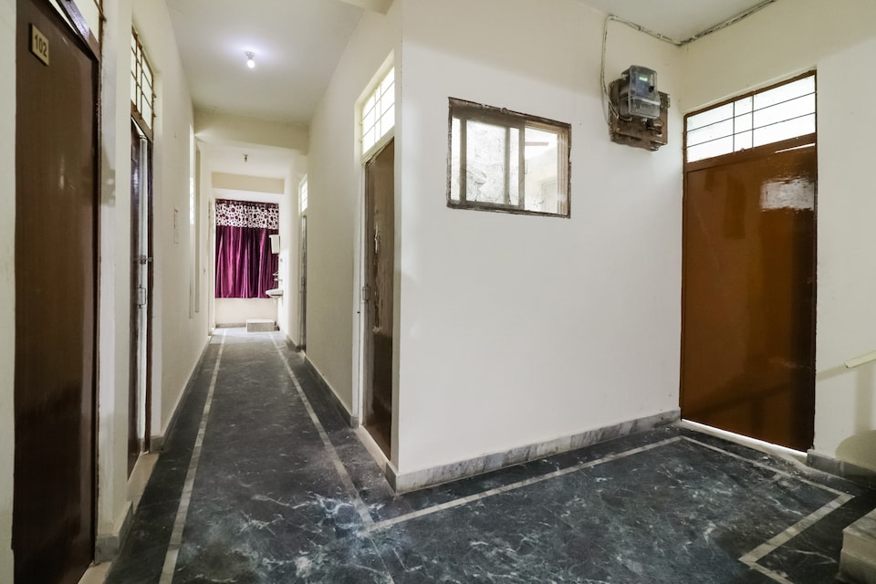 OYO Flagship KANCHAN PALACE, City Centre, Gwalior