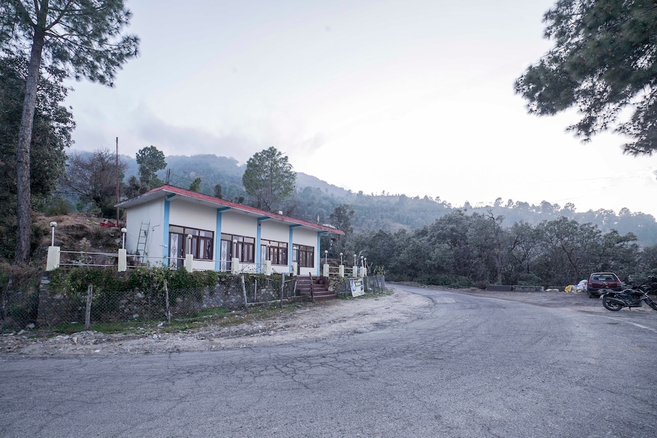 OYO 71124 Hotel Corbet Monal Home Stay, Ranikhet City, Ranikhet