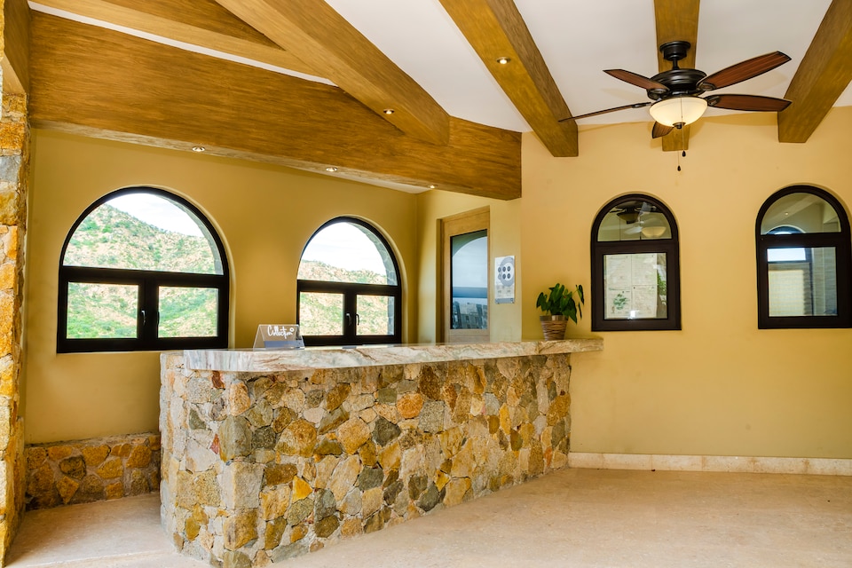 Collection O Hotel Castillo Blarney, Los Cabos, BCS, Los Cabos