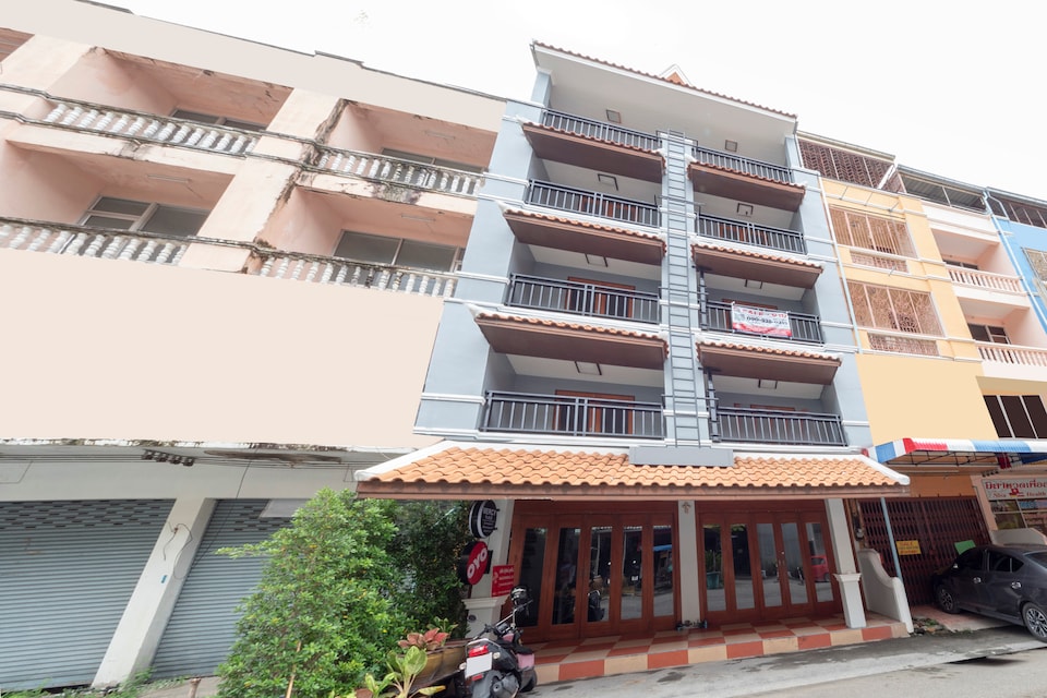 OYO 772 Mercy Place, Jomtien Beach P0, Pattaya