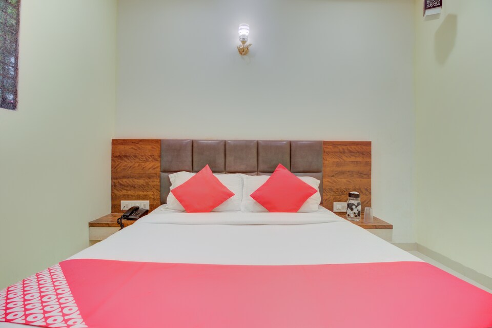 OYO 71128 Hotel Sanjary, South Mumbai, Mumbai