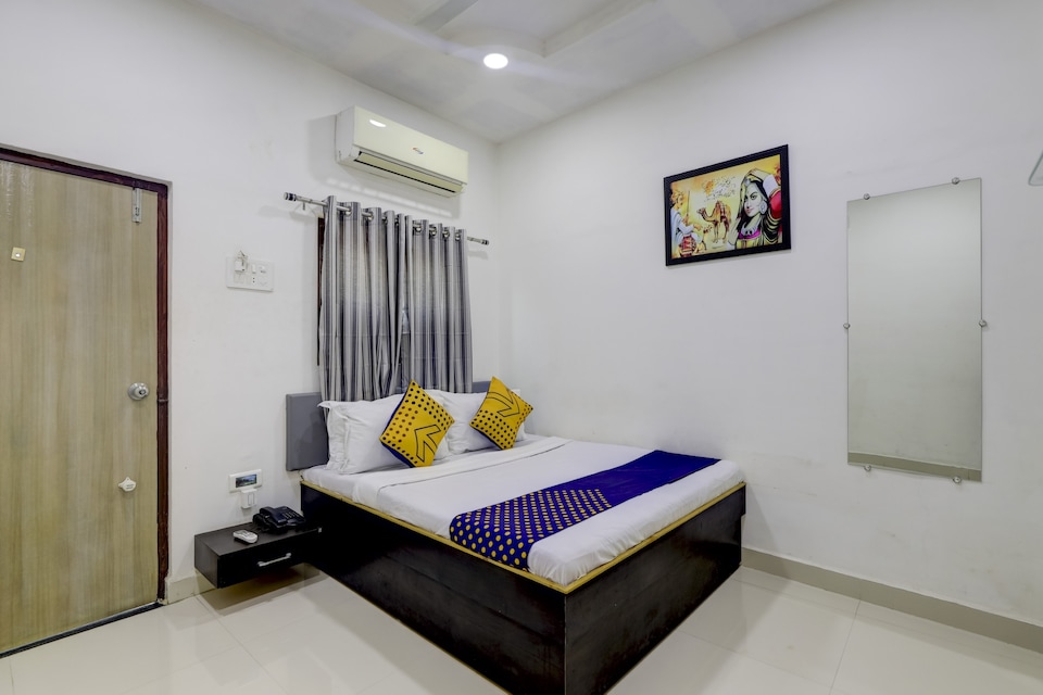 SPOT ON Hotel Shiv Krupa, Gandhidham, Gandhidham