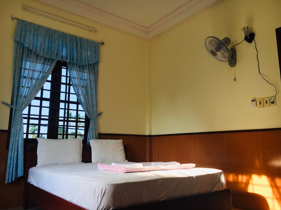 OYO 977 Minh Duc Guest House, Phu Hoi, Hue