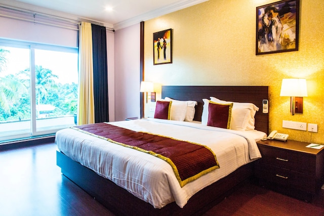 OYO Seashore Residency