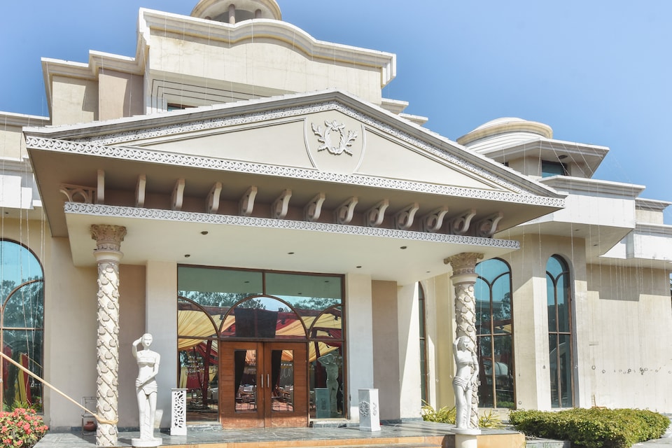 Capital O 71153 Svs Hotel, Saharanpur, Saharanpur