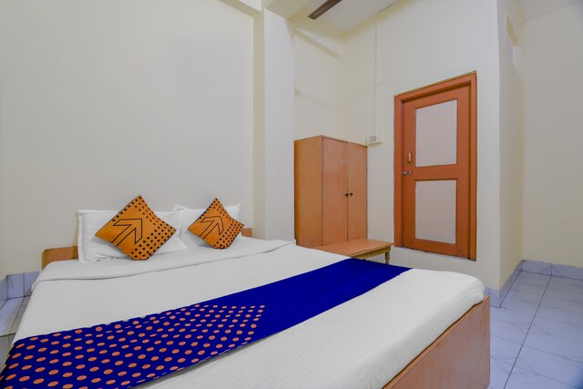 Hotel O 71156 Hotel Jaybee's