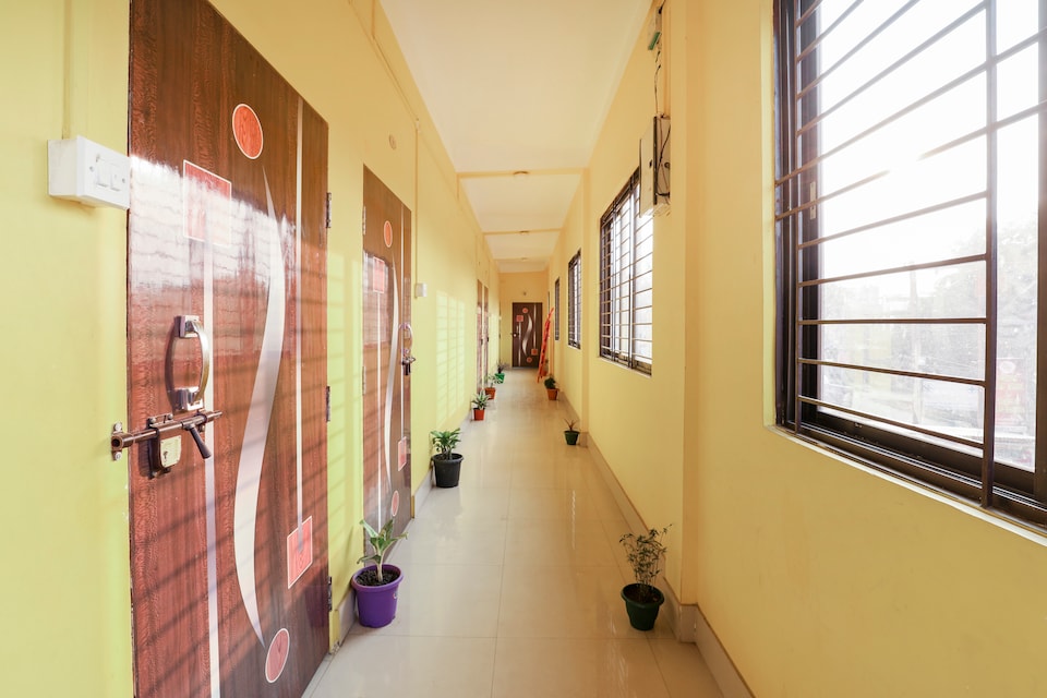 LIVE as GHY907, Airport-Guwahati, Guwahati