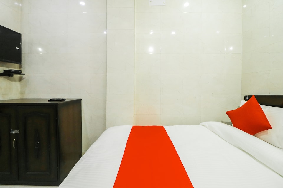 Hotel O Mayur Palace, North Delhi, Delhi