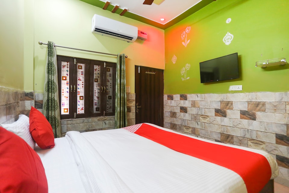 OYO Flagship 71188 Hotel Sawan, Meerut, Meerut