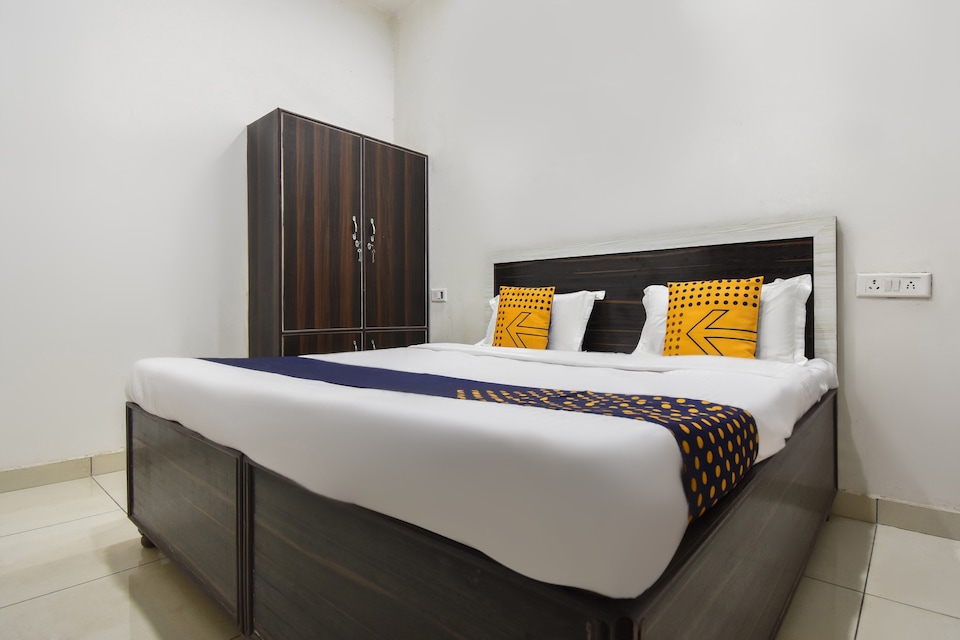 SPOT ON 71195 Kl Guest House, GT Road Ludhiana, Ludhiana