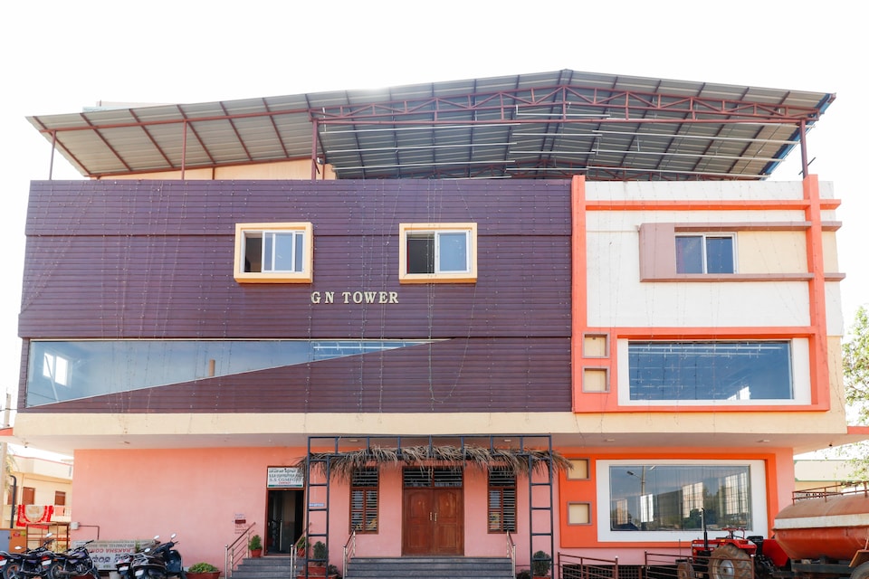 OYO 71201 S S Comfort Lodging, Airport Road Bangalore, Bangalore