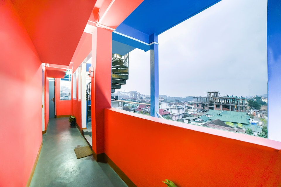 OYO 71202 Aiyana Guest House, Rynjah, Shillong