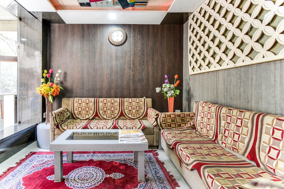 SPOT ON 71231 Hotel Hindustani, Railway Station Jaipur, Jaipur