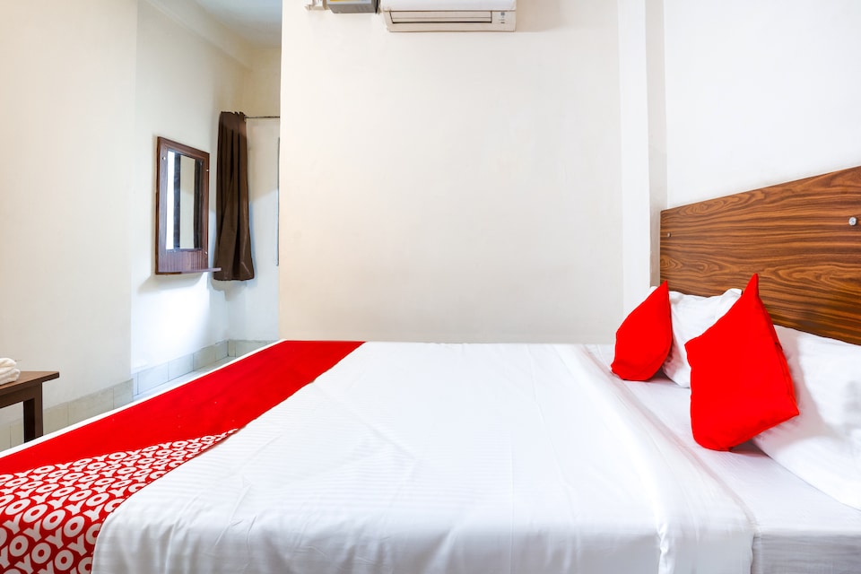 OYO Hotel Shyam, Secunderabad-II, Hyderabad