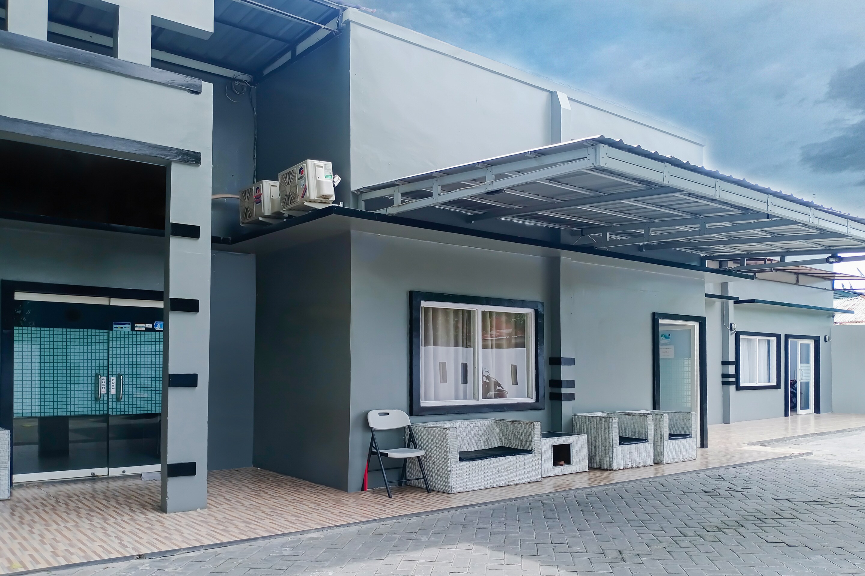 Hotels in Gereja Kristen Sulawesi Tengah, Palu Starting @ Rp108000