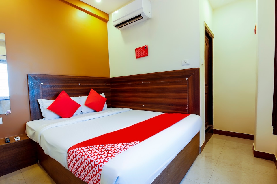 OYO Hotel Saba Service Apartments Near Birla Mandir, Abids-Nampally, Hyderabad