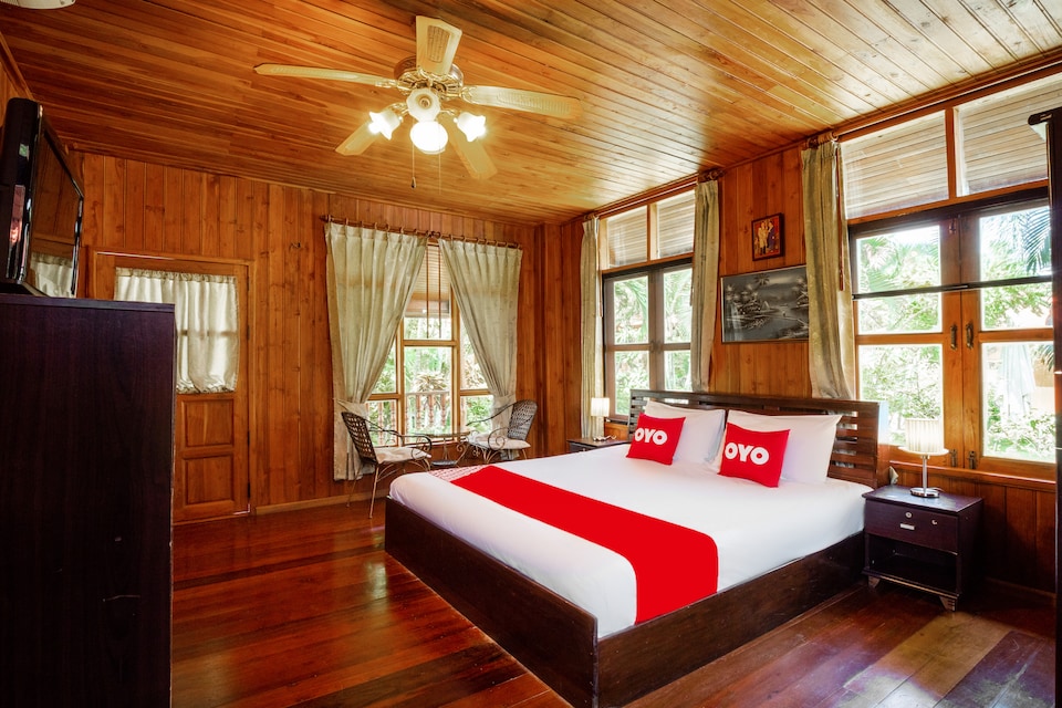 OYO 786 Bangsaray Village Resort​, Bang Saray P2, Pattaya