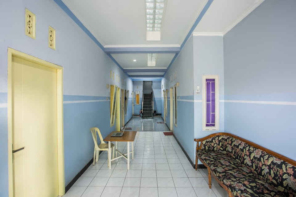 OYO 3179 Comfort Rooms Kostel Syariah Cigugur Tengah Cimahi, Cimahi, Cimahi