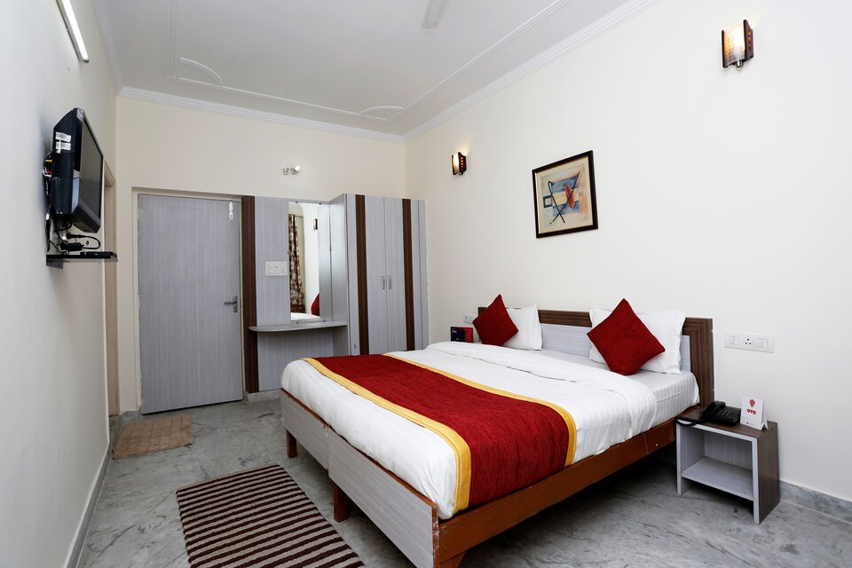OYO 5936 Hotel Hermitage, Tapowan Rishikesh, Rishikesh