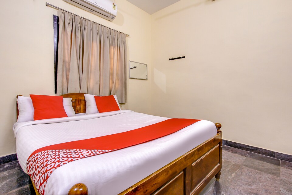 OYO 71254 Sri Prem Nivas, Courtallam Main Falls, Courtallam