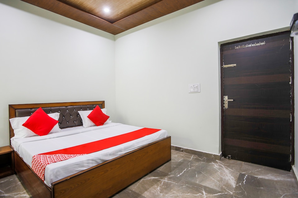 OYO 71264 Hotel Jhilmil Dhaba, Faridabad, Faridabad