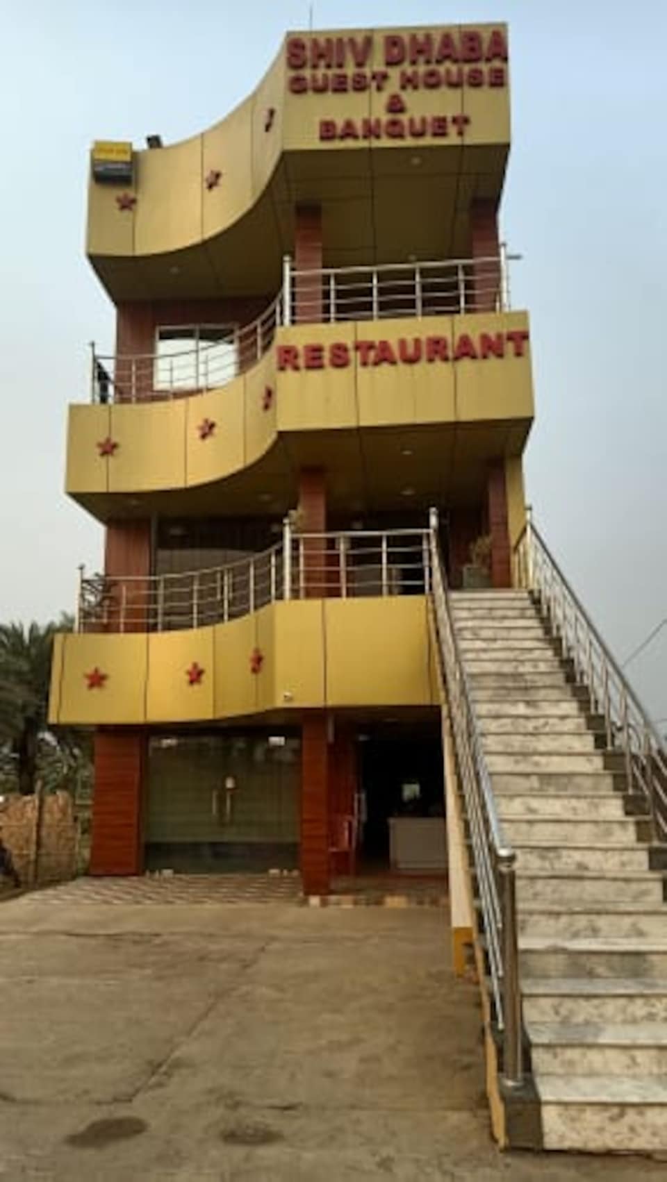 SPOT ON 71280 Shiv Dhaba Guest House & Restaurant, Berhampore, Berhampore