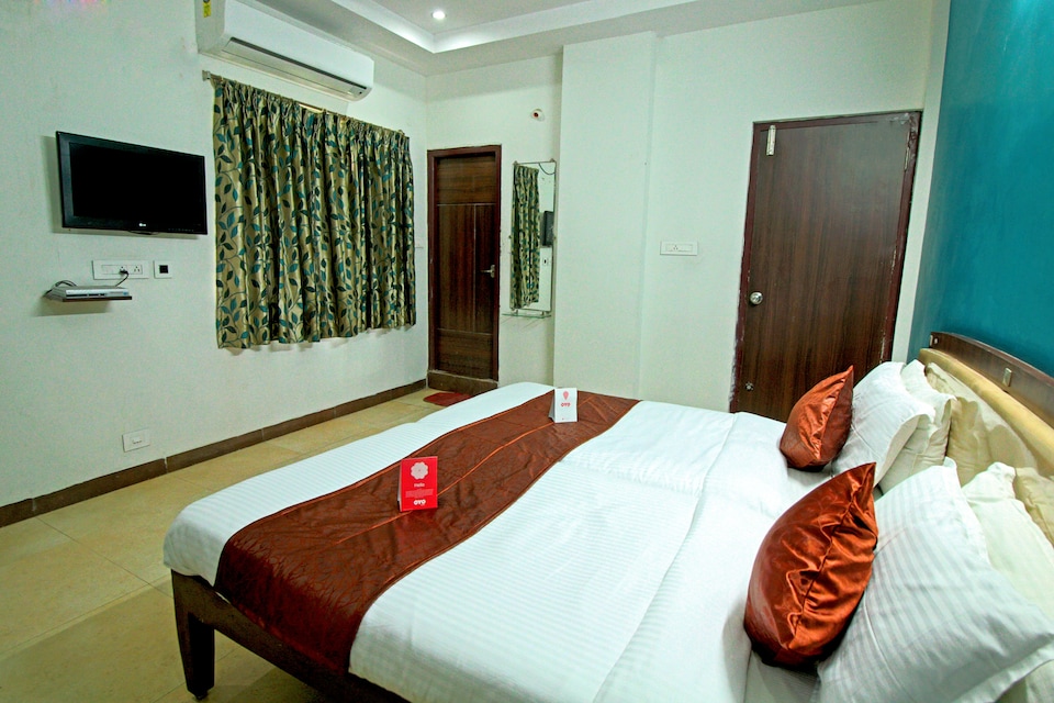 OYO 5939 Manasa Homes, MVP Colony Visakhapatnam, Visakhapatnam