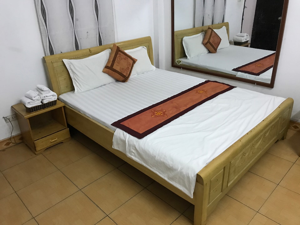 OYO 1005 Palace Hotel, Hai Bà Trưng, Hanoi