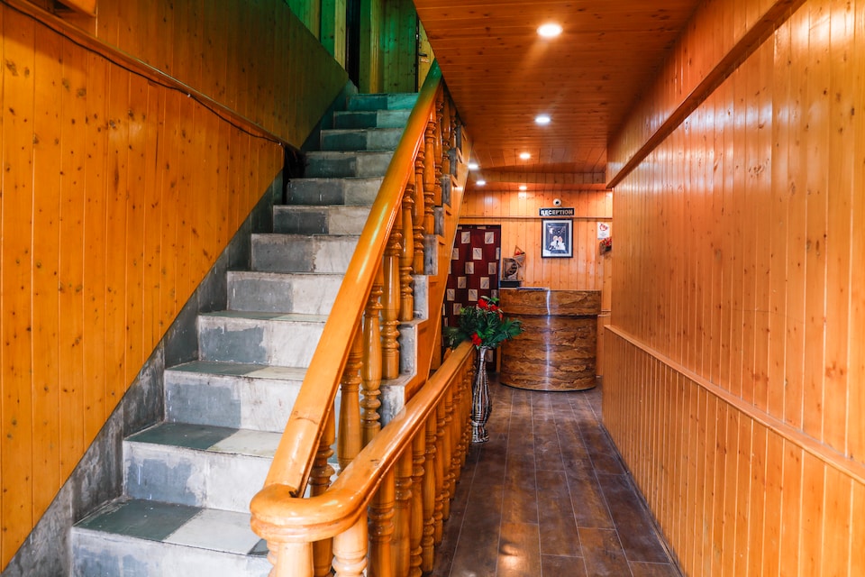 OYO 71309 Hotel Pine View, Gulmarg, Gulmarg