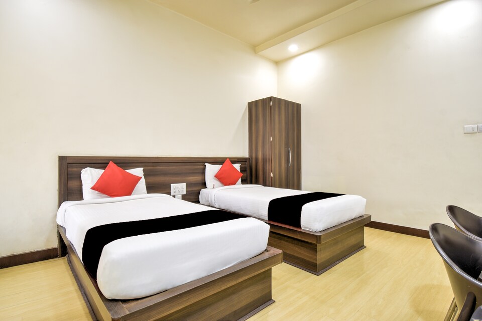 Capital O Hotel Ashoka, Bus Stand Nagpur, Nagpur