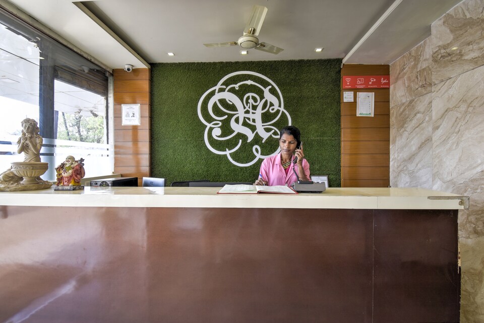 Capital O Hotel Ashoka, Bus Stand Nagpur, Nagpur