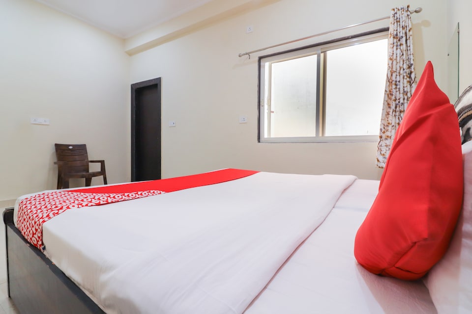 OYO 71346 Shanti Sadan Guest House, Prem Mandir Vrindavan, Vrindavan