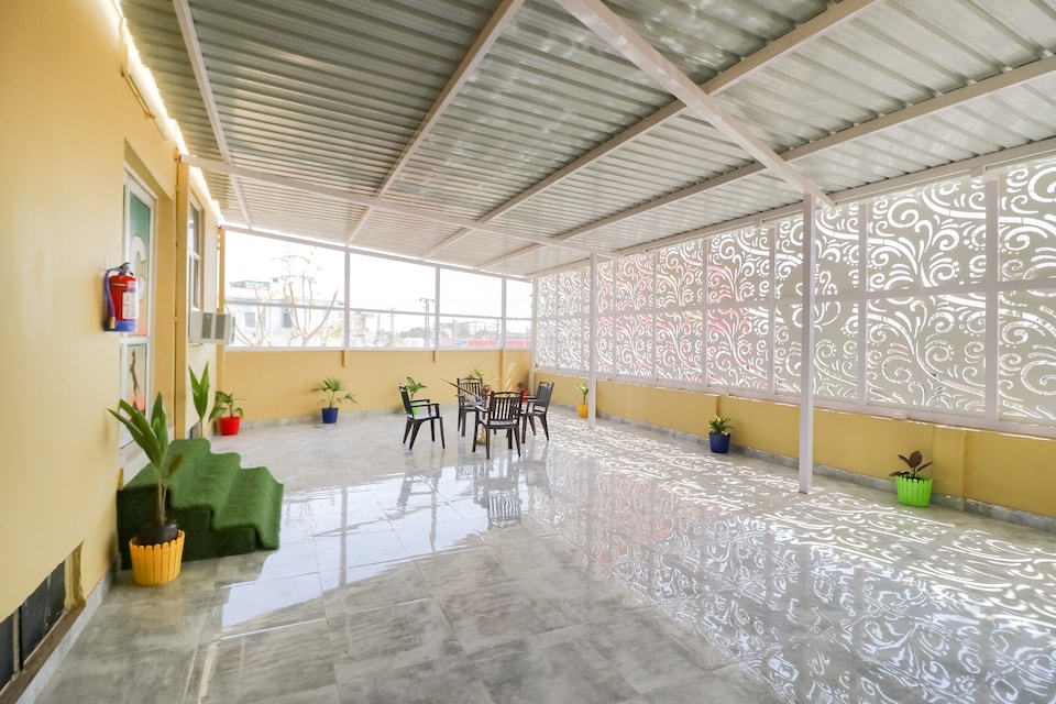 OYO 71348 R C Guest House, Bhiwadi, Bhiwadi