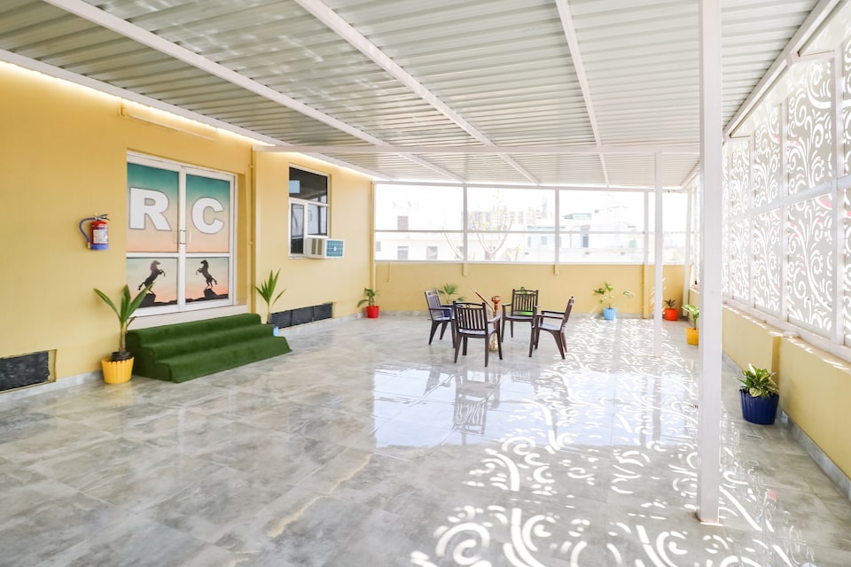 OYO 71348 R C Guest House, Bhiwadi, Bhiwadi