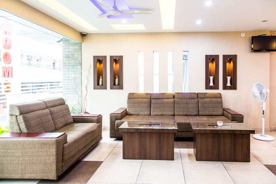 Collection O 5944 Evershine Residency, Kaloor Kochi, Kochi