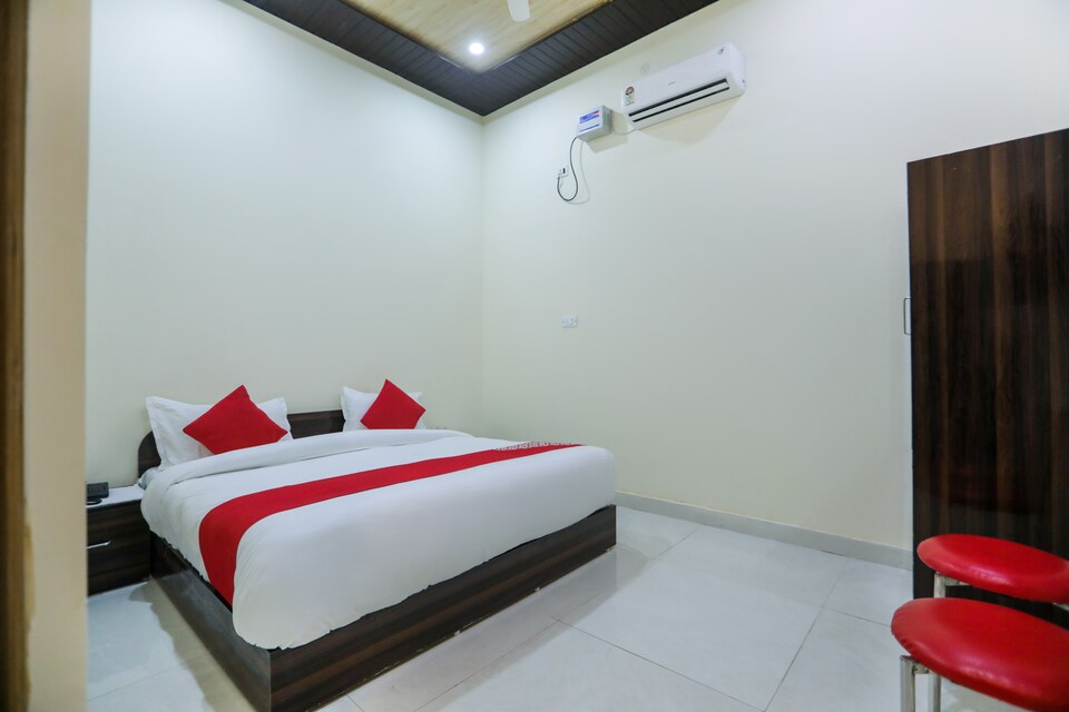 Hotel O Viom, Meerut, Meerut