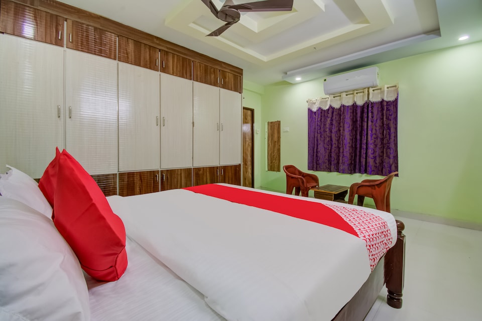OYO 71416 Mokshajna Guest House, MG Road Vijayawada, Vijayawada