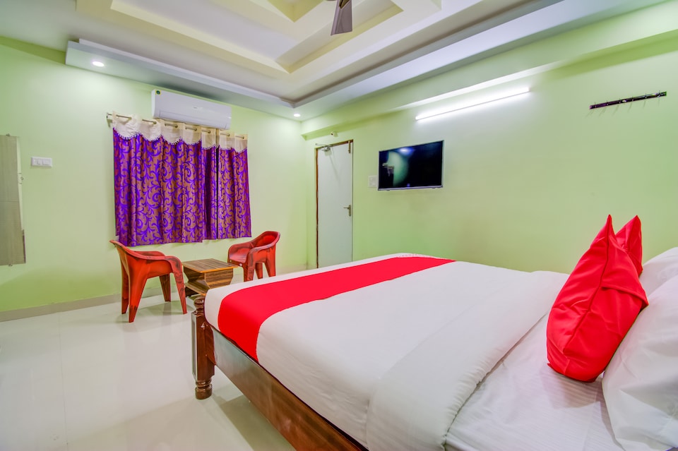 OYO 71416 Mokshajna Guest House, MG Road Vijayawada, Vijayawada