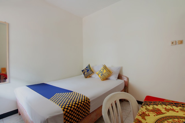 SPOT ON 3218 Bee Palm Family Syariah